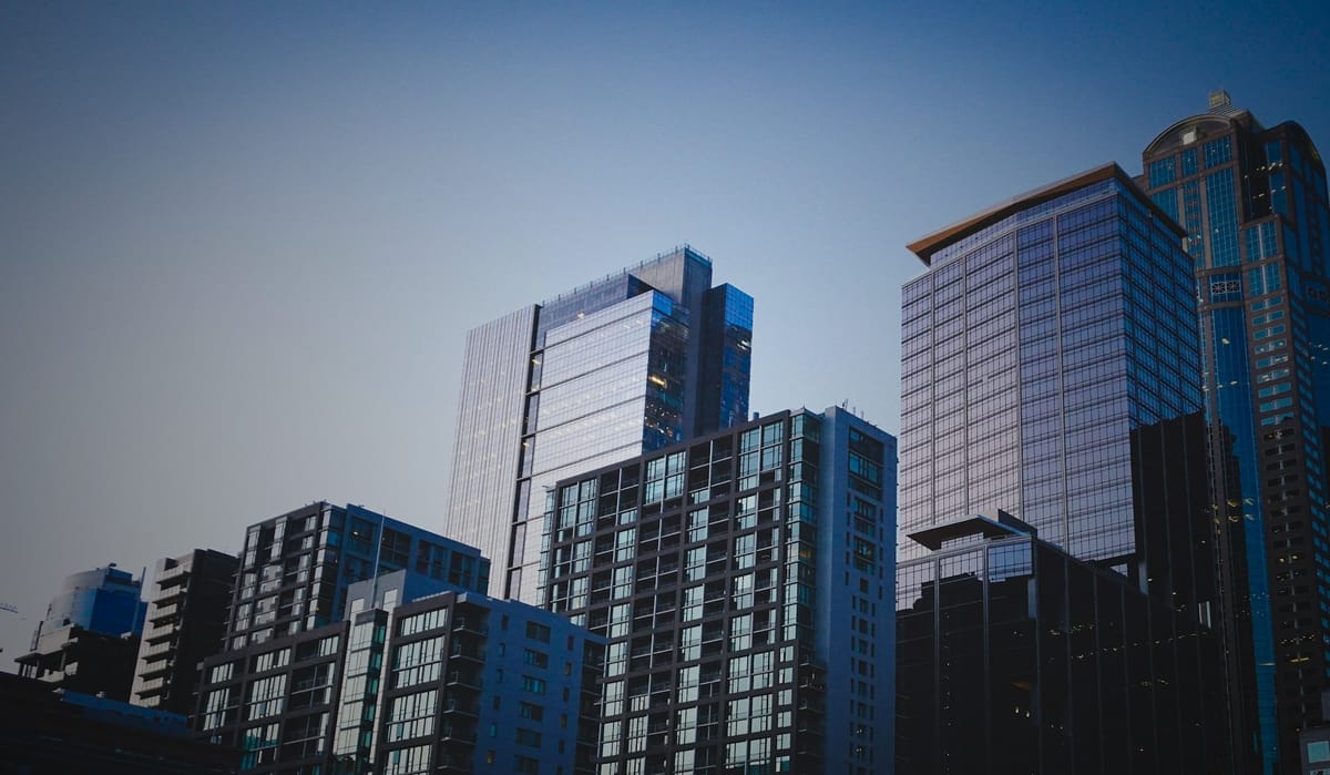 Renting vs. Buying a House in the US: Which is Right for You?